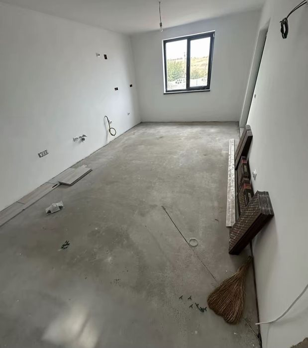 Aplic vinarom și lavabil glet și finisaje fine Decopertări pun gresie