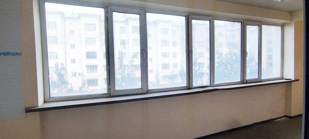 4х комнатная  на 2 м этаже на против Эркин савдо