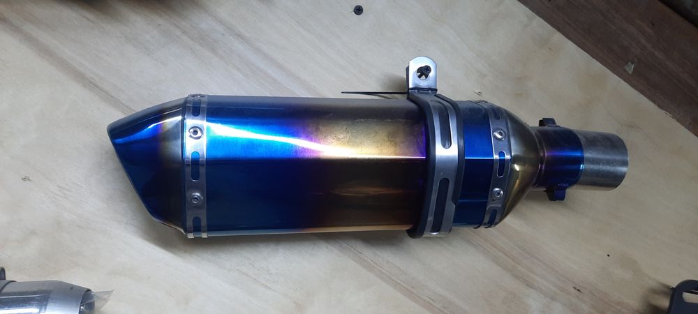 Глушитель Акрапович