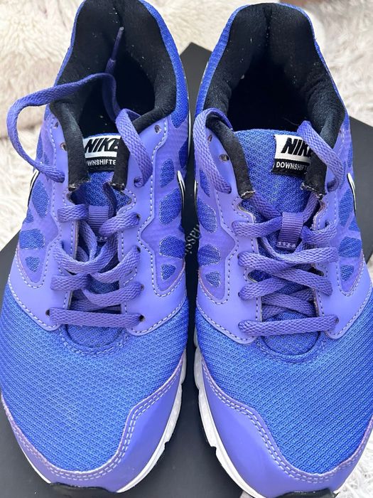 Маратонки Nike 38.5