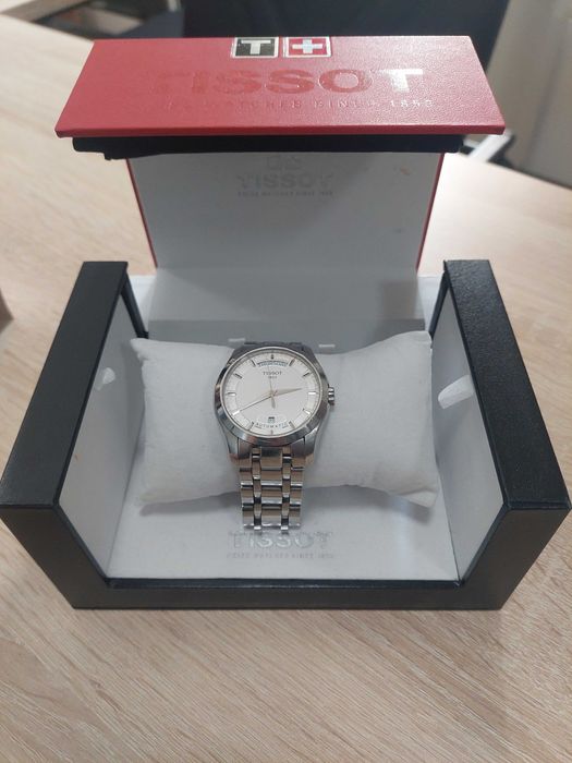 Часы Tissot продаются