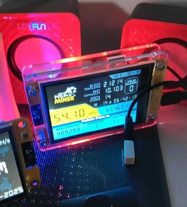 NerdMiner V2 1060KH/s ESP32 - Solo Bitcoin Lottery Miner - соло биткойн миньор