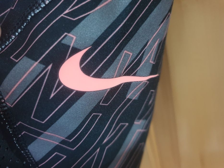 Nike Pro Hypercool L клин