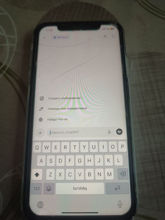 Iphone Xr sotiladi 128 talik oq