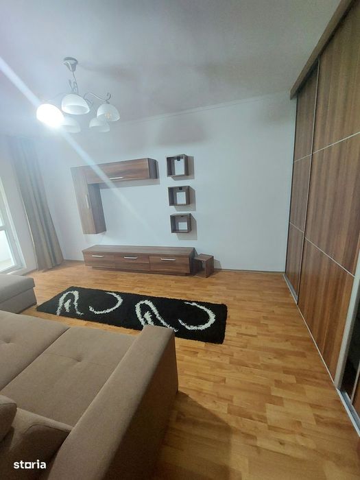 Decebal - 3 camere mobilat și utilat,et.2 , PC , decomandat