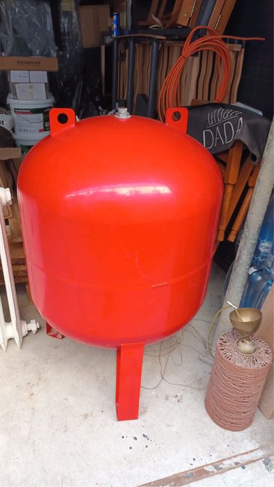 Vas expansiune gmax cu membrana inclusa, 200 litri, 10 bari, hydrostab