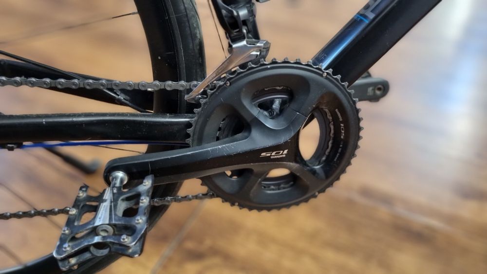 Vand bicicleta gravel de oraș  Cube Sl Road în stare foarte buna