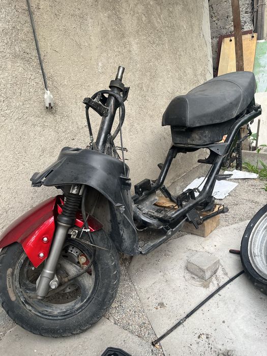 Продам раму м8 мопед