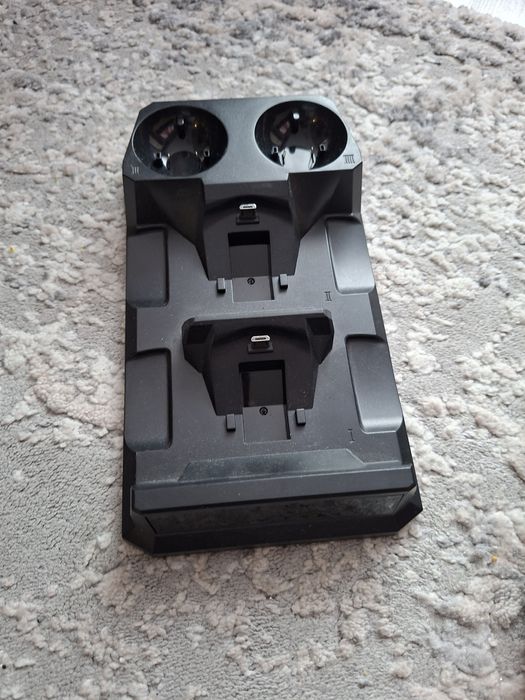 dock incarcare controller ps4 ( maneta ps4 )