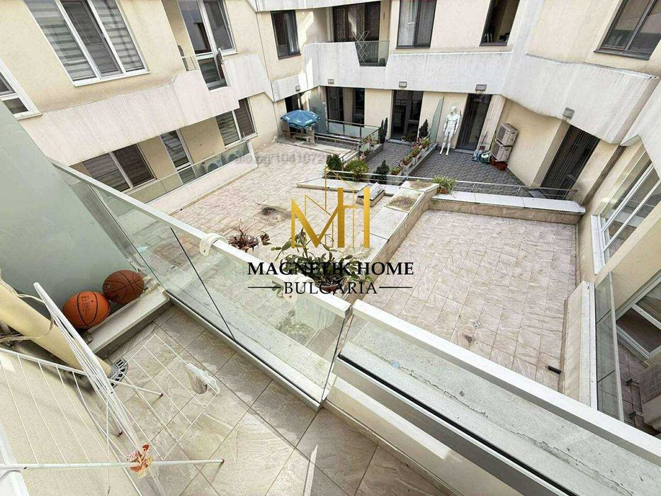 Дава се под наем Тристаен апартамент в Бургас, Център - 95 кв.м за 765 € - Снимка #3