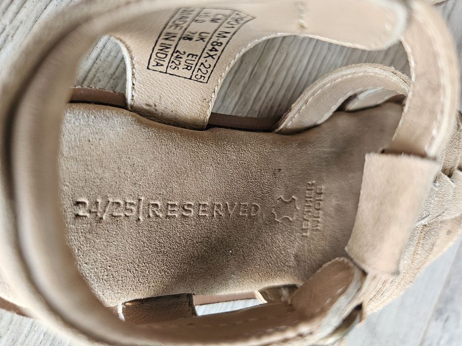 Reserved sandale piele 24/25