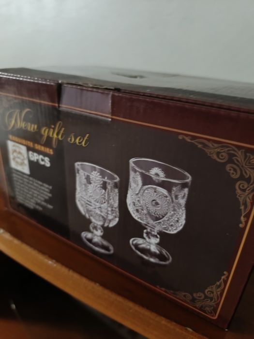 Срочно продам бокалы