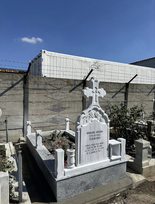 Executăm monumente funerare în jud Buzău
