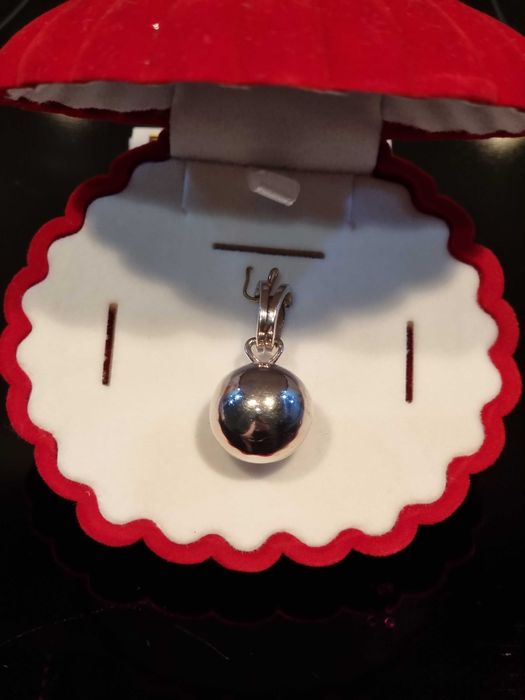 Сребърна висулка сфера (топче). Проба 925.