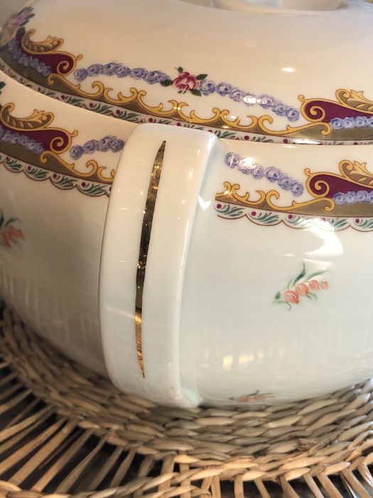 Голям френски порцеланов терин Лимож Франция  и супник