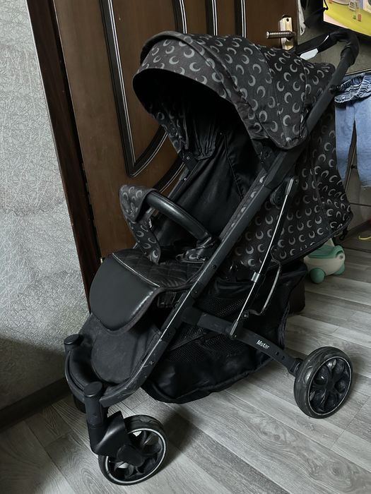 Продам детскую коляску