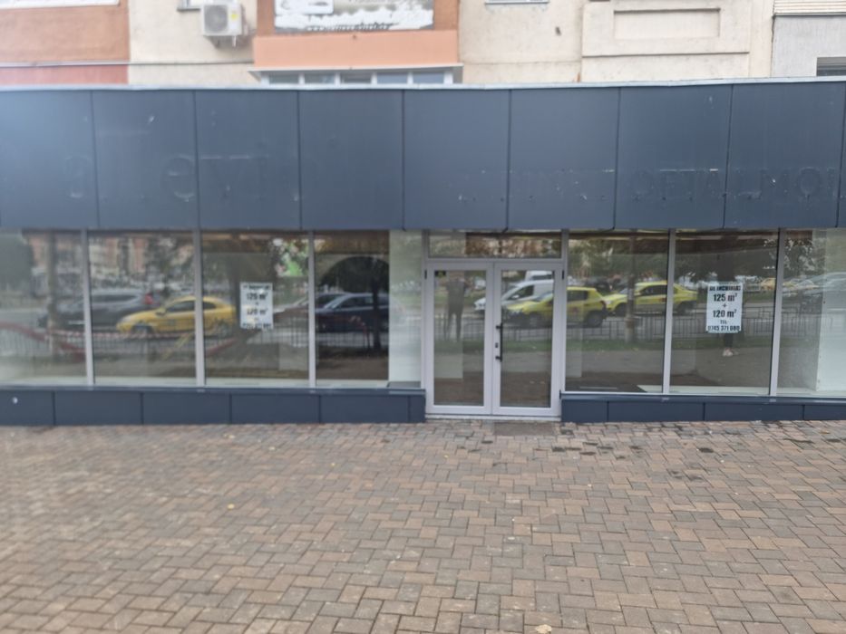 Inchiriez spatiu comercial