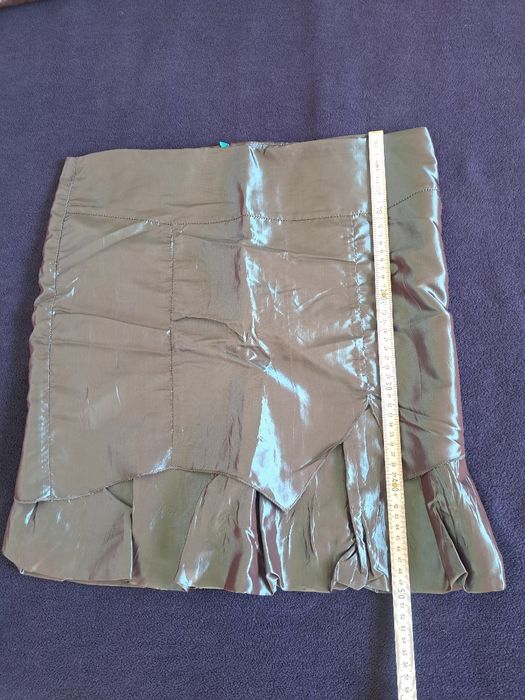 Продавам костюм дизайн Венева Василева от 3 части - сако, две поли