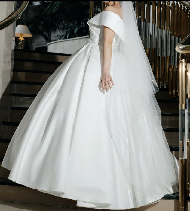 Свадебное платье в идеальном состоянии