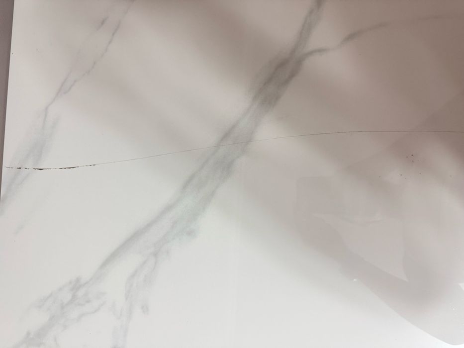 Обеденный стол, кухонный стол