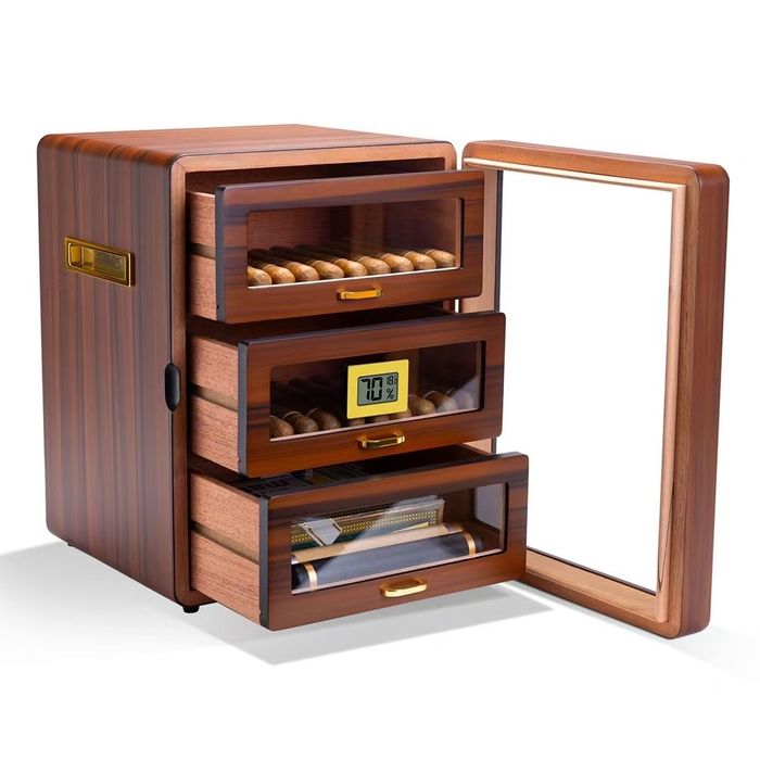 Луксозен хумидор 3 нива – нов, за 150 пури – кедрово дърво