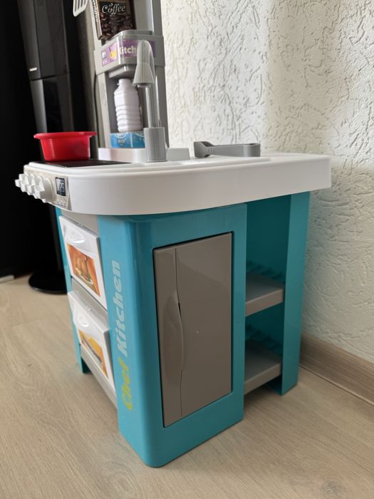 Детска кухня с батерии