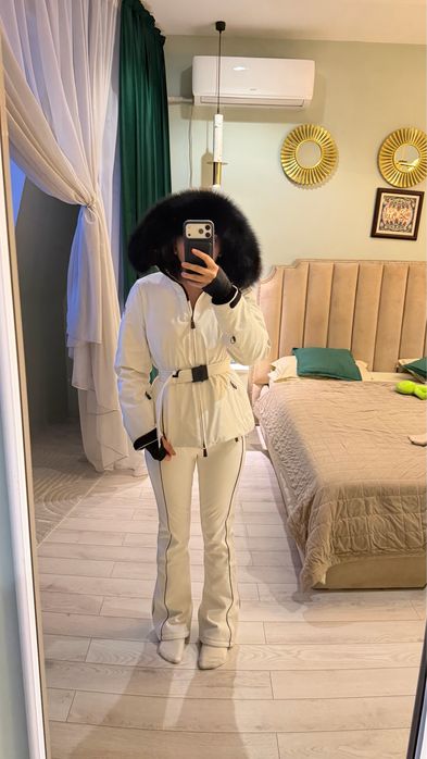 Куртка горнолыжная