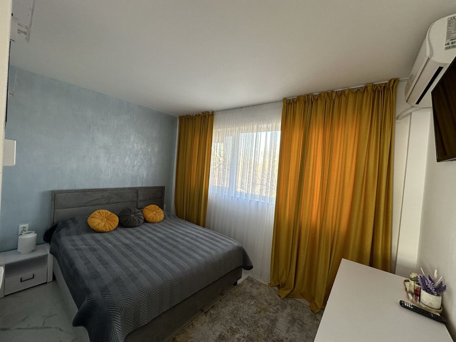Inchiriez Apartament 4 camere