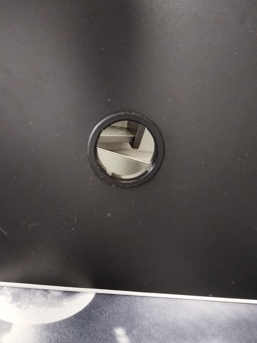 Продам компьютерный стол