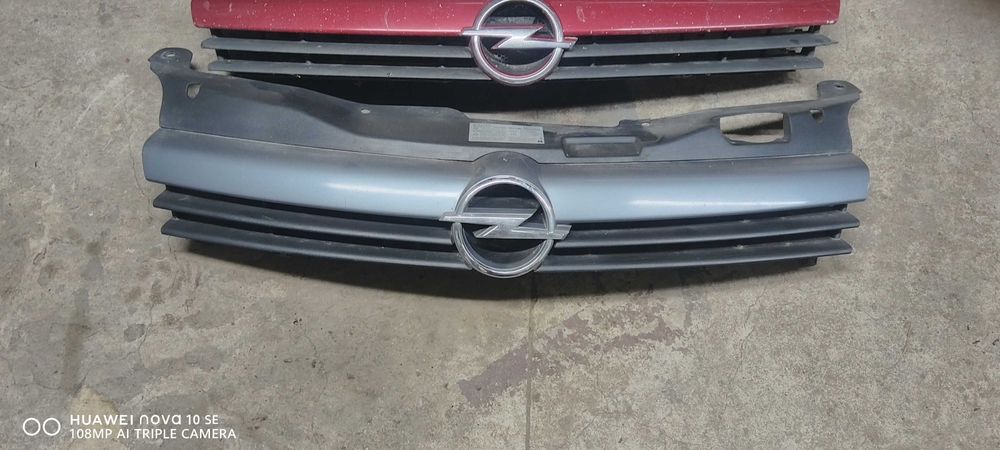 Решетка за Opel Astra H /Zafira B