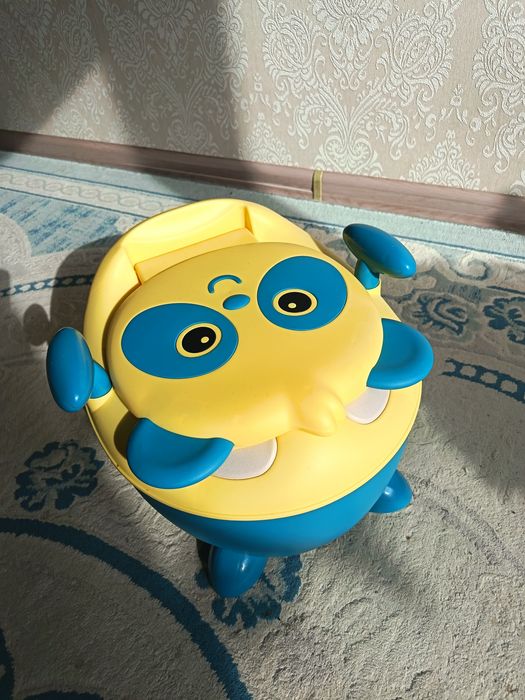 Продам хит горшок, можно для мальчика и для девочки