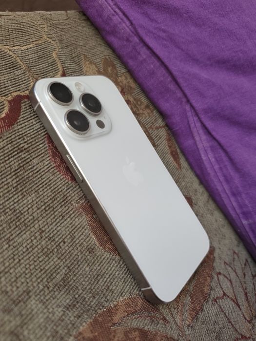 Iphone 15 Pro в идеальном состоянии