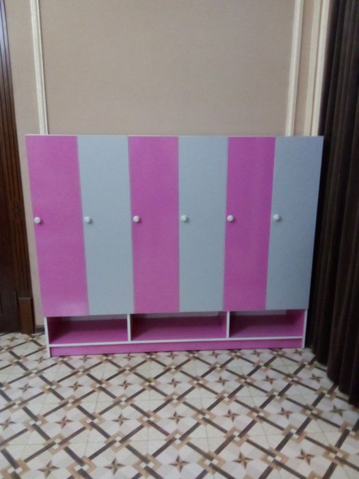 Боғчалар учун 5 эшикли болалар кийим шкафи