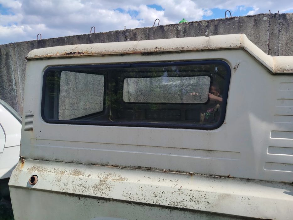 Geam fix caroserie spate dreapta Aro 24 1994