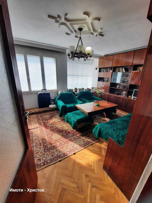 Продава се Многостаен апартамент в Шумен, Пожарната - 147 кв.м за 625 €/кв.м - Снимка #3