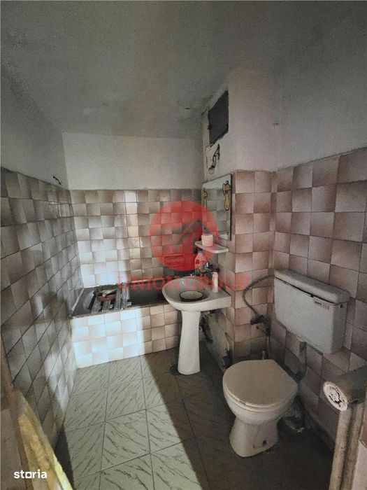 Apartament 3 Camere, Decomandat, Inel 2