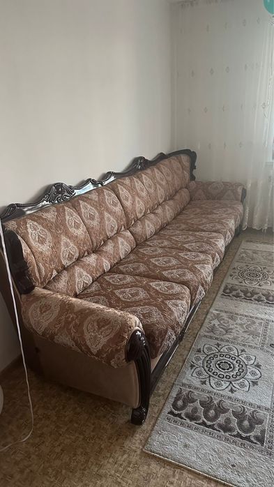 Продам диван фирмы “ Потютков”.