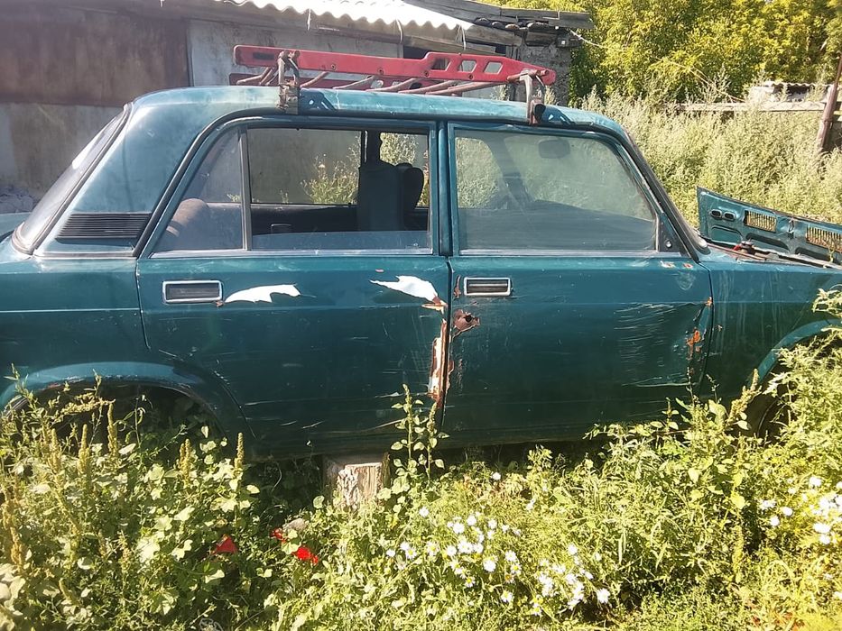 Продам. Ваз 2107.