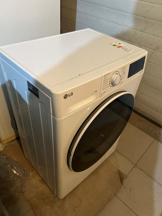 Продам стиральнаю машину