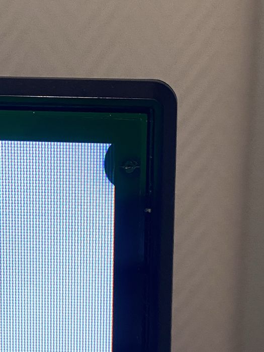 Телевизор Yasin LED 43 G9 рабочий