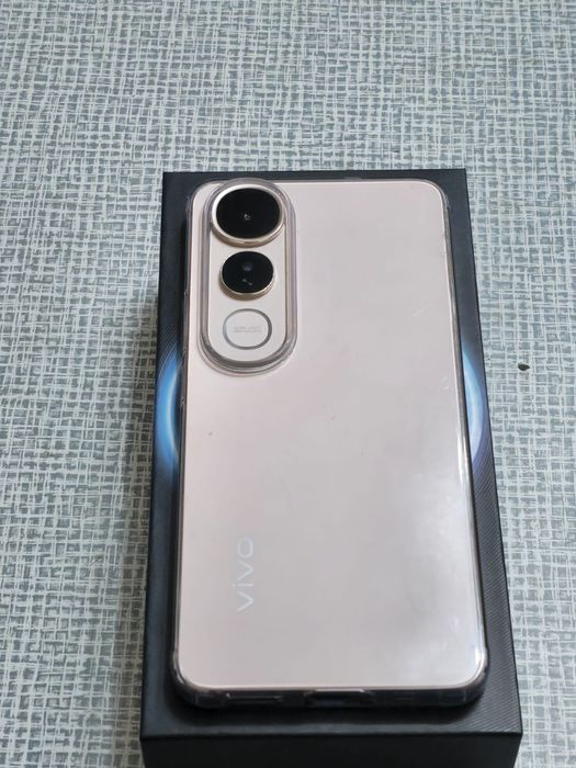 Подам Vivo V50 Lite