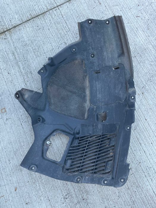 Carenaj dreapta fata Bmw seria 5 G30 - G31 cod 7340786