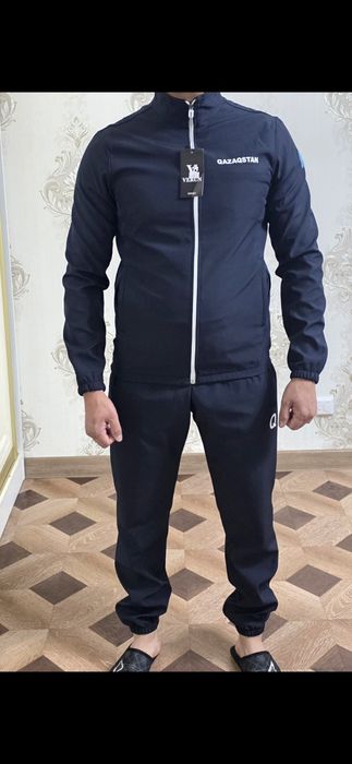 Продам спортивка новый