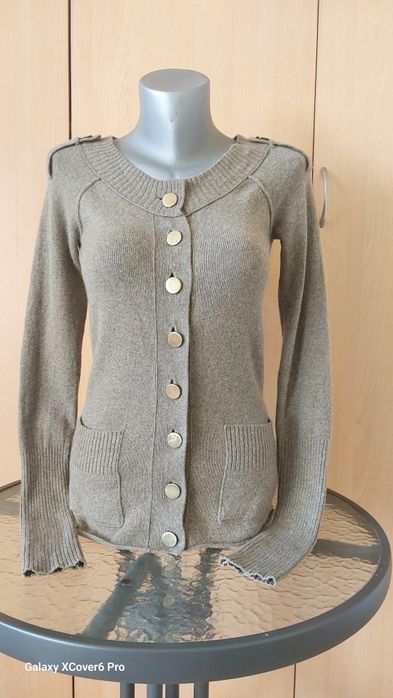 Кашмирена жилетка BANANA REPUELIC. Размер S/XS.