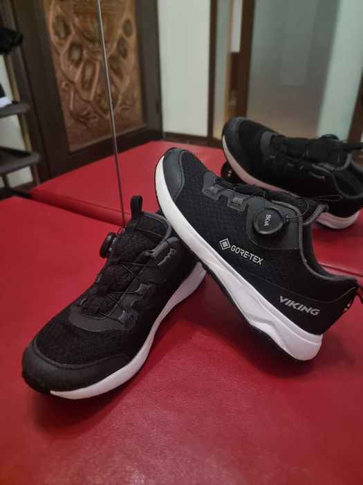 Детски обувки VIKING непромокаеми супер  удобни номер 36 отлични