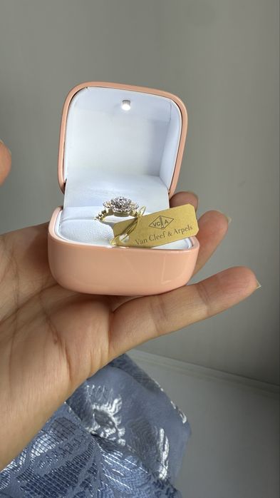 Кольцо с бриллиантами