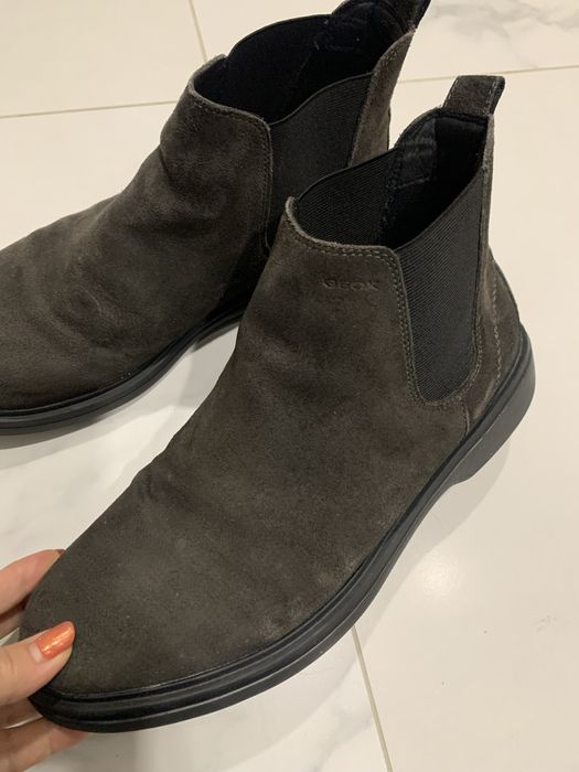 Мъжки оригинални боти GEOX  размерът е 42