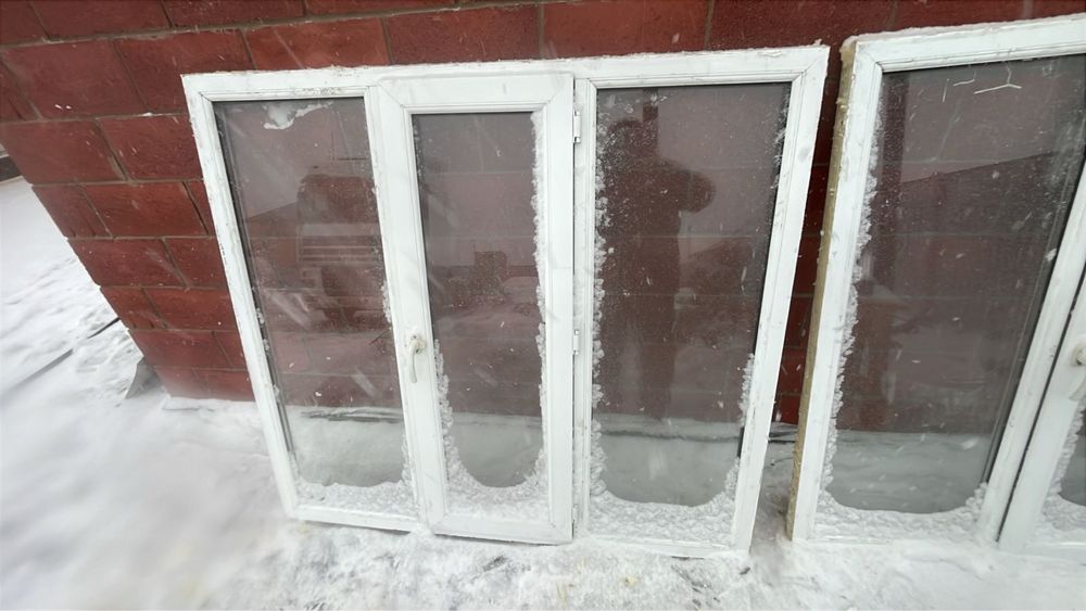 Продам пластиковые окна 3шт