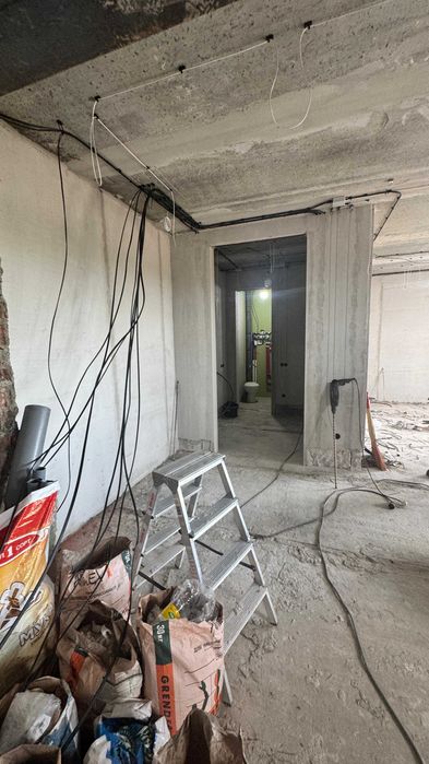 Продам 4-х комн квартиру