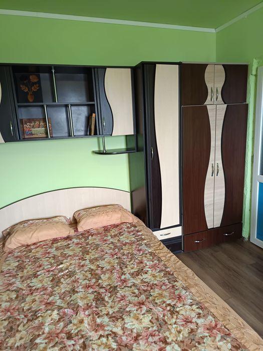 Mobila dormitor cu pat dublu